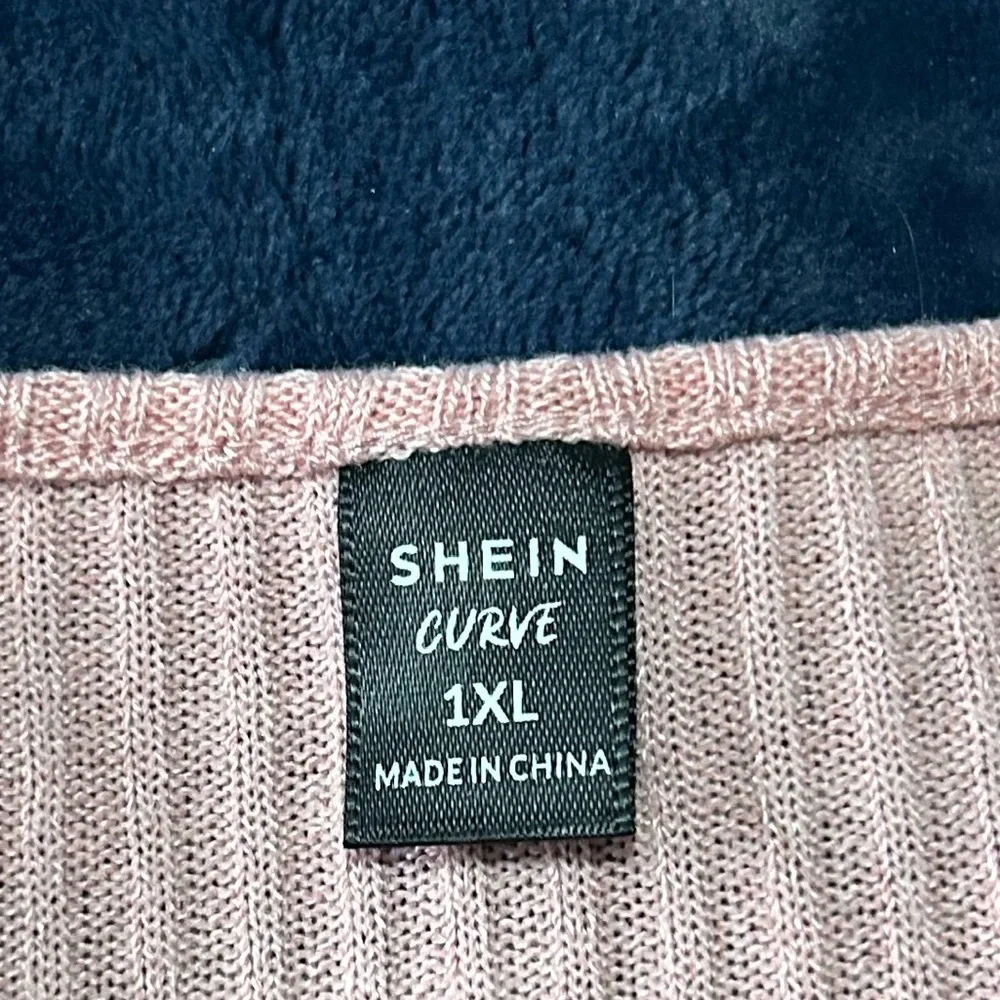 Pink Ribbed Crop Top - Picture 4 of 4